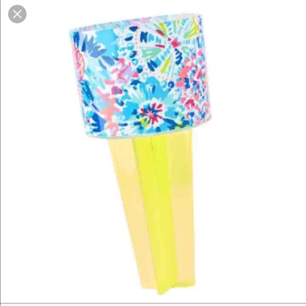 NWT GWP Lilly Pulitzer Beach Spike